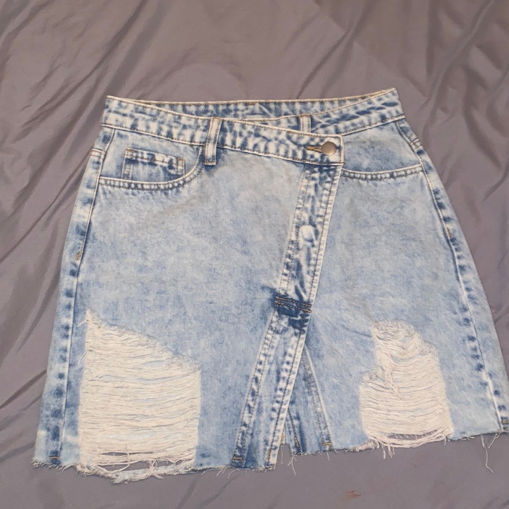 High waisted skirt